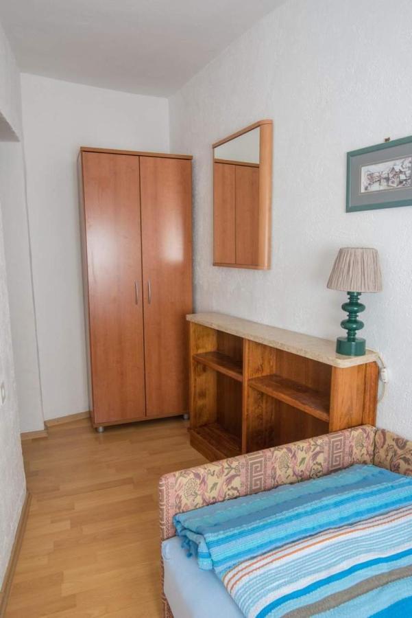 Apartment Rustica Vrbnik